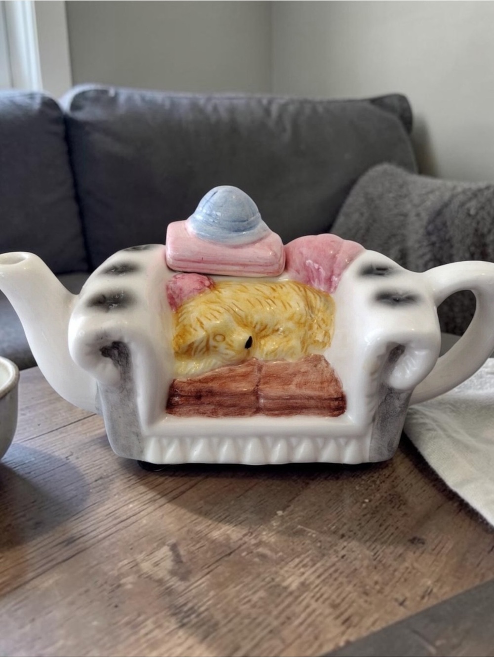 Vintage CKAO Mini One Cup Sleeping Puppy Dog Sofa Couch Teapot Dog Lover Kitsch